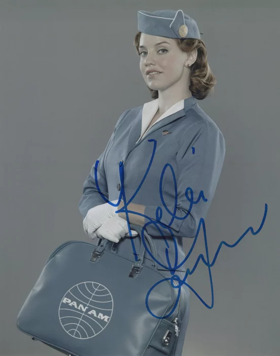 Kelli Garner autograph