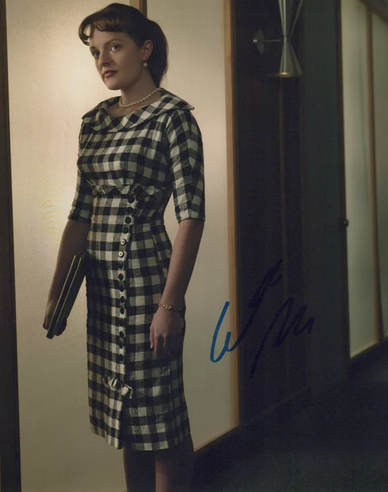 Elisabeth Moss autograph