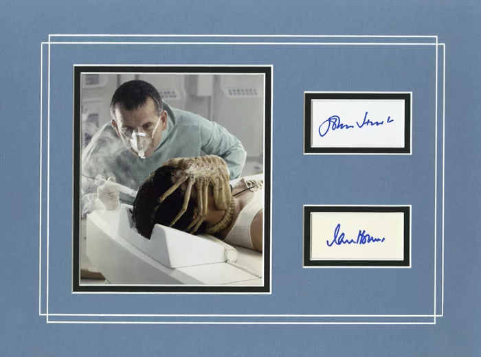 Alien autograph