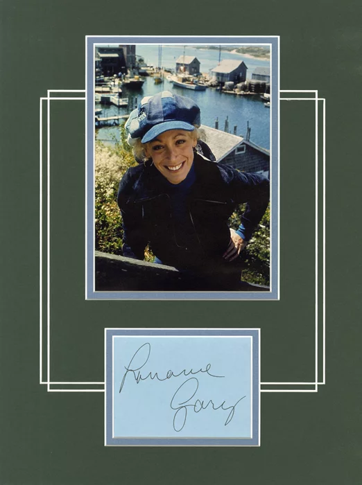 Lorraine Gary autograph