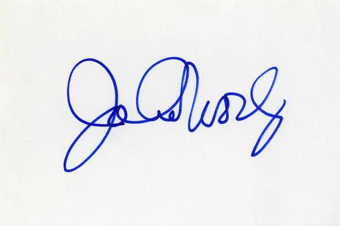 Jo Anne Worley autograph