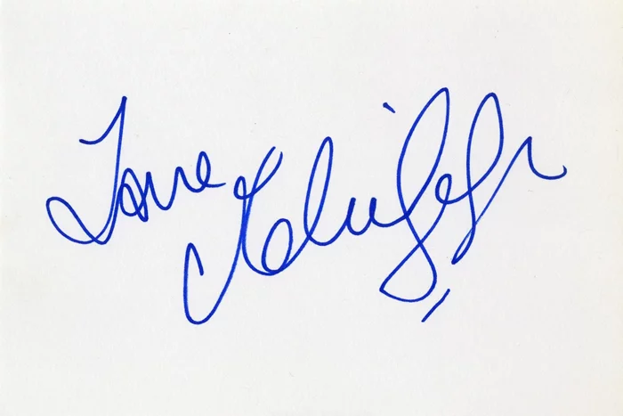 Melissa George autograph