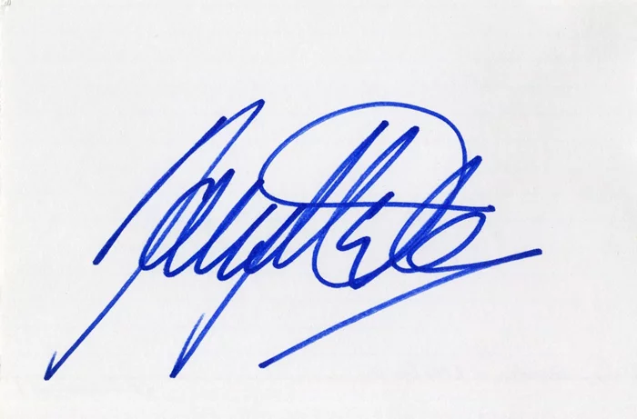 Danny Huston autograph