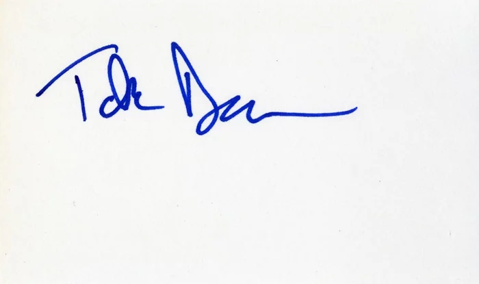 Tate Donovan autograph