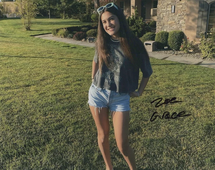 Zoe Grace Rodriguez autograph