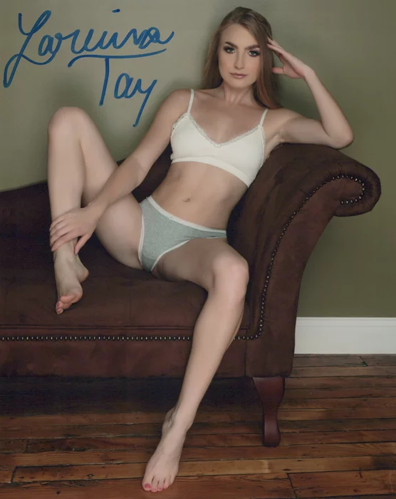 Lareina Tay autograph