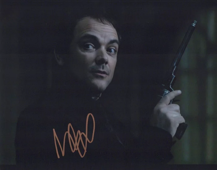 Mark Sheppard autograph
