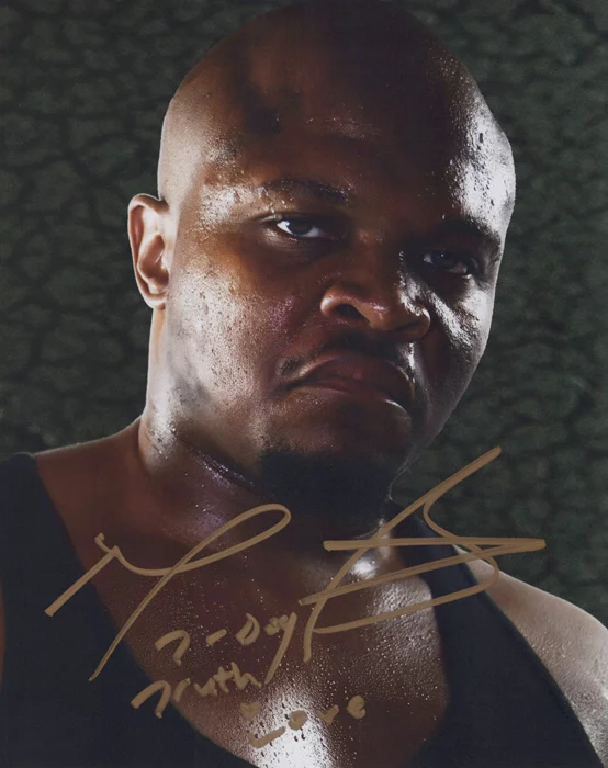 IronE Singleton autograph