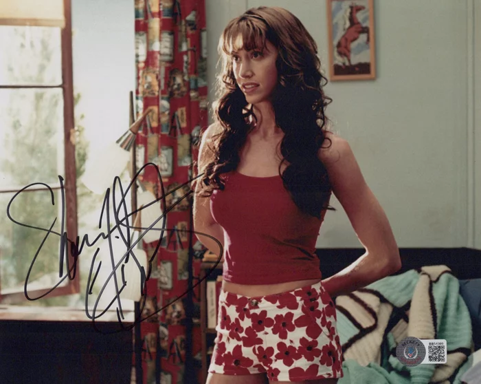 Shannon Elizabeth autograph