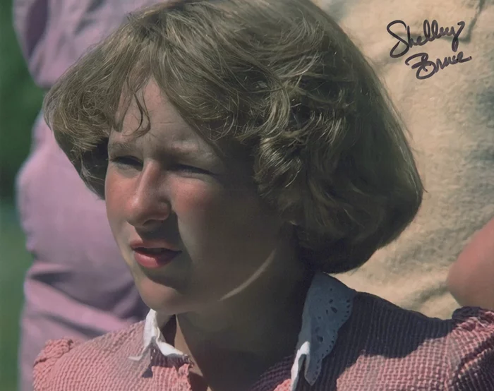 Shelley Bruce autograph