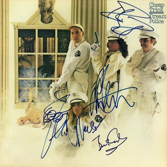 Cheap Trick autograph
