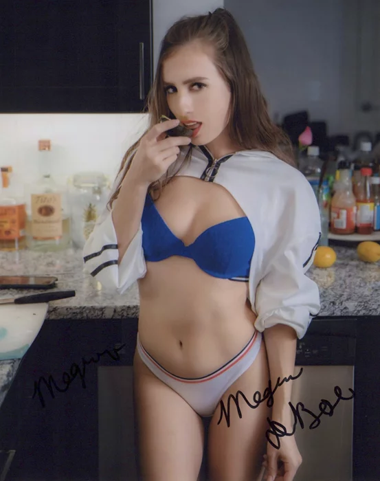 Megan Dubose autograph