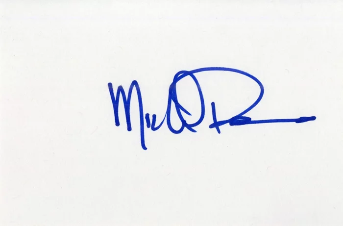 Michael Trucco autograph