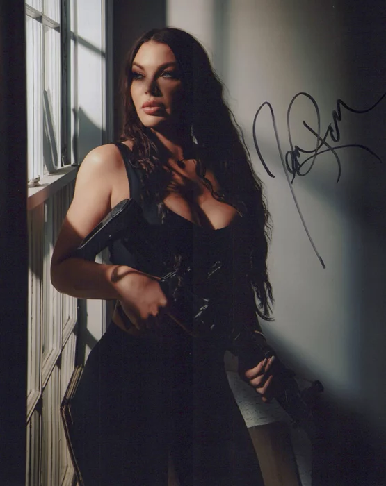Jessica Rose autograph