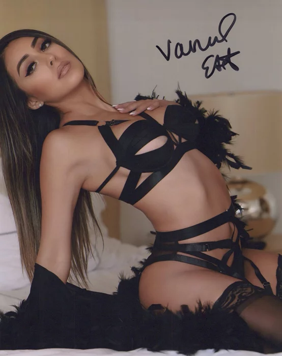 Vanessa Star autograph