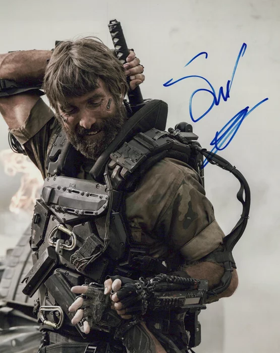 Sharlto Copley autograph