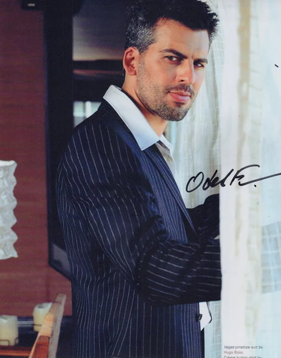 Oded Fehr autograph