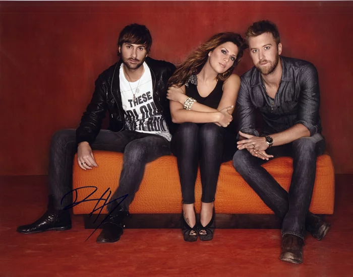 Dave Haywood autograph