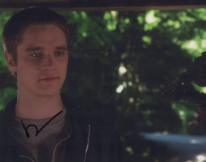 Devon Sawa autograph