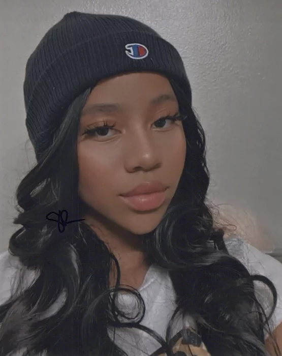 Sydney Raynell autograph