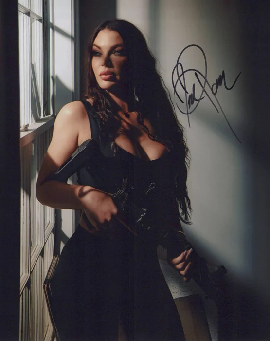 Jessica Rose autograph