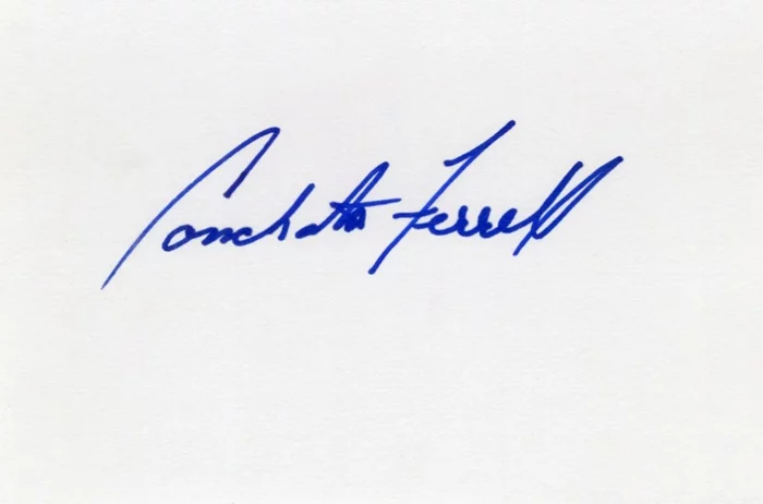 Conchata Ferrell autograph