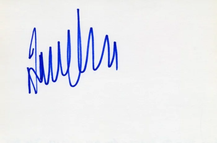 Lena Olin autograph