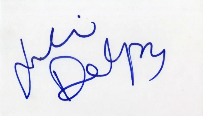 Julie Delpy autograph