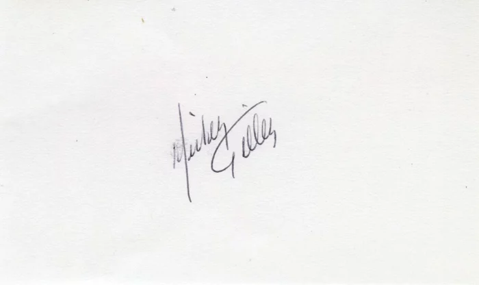 Mickey Gilley autograph