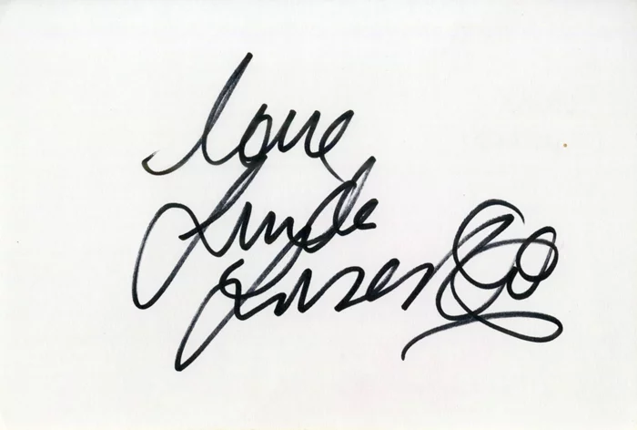 Linda Lusardi autograph