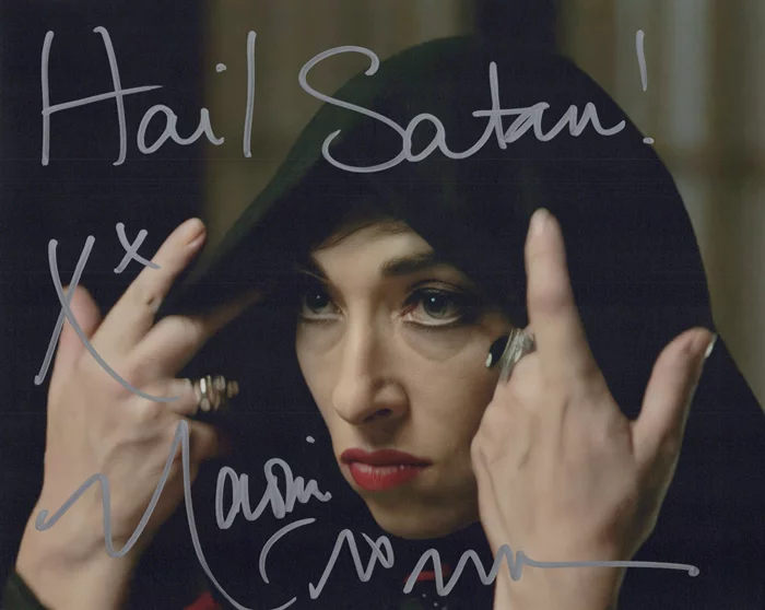 Naomi Grossman autograph