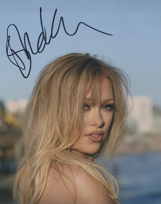 Brittany Mcvicker autograph