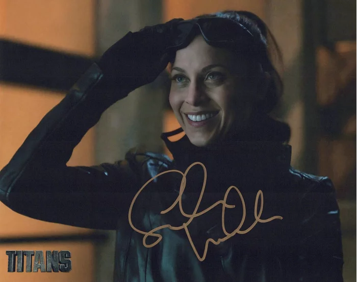 Savannah Welch autograph