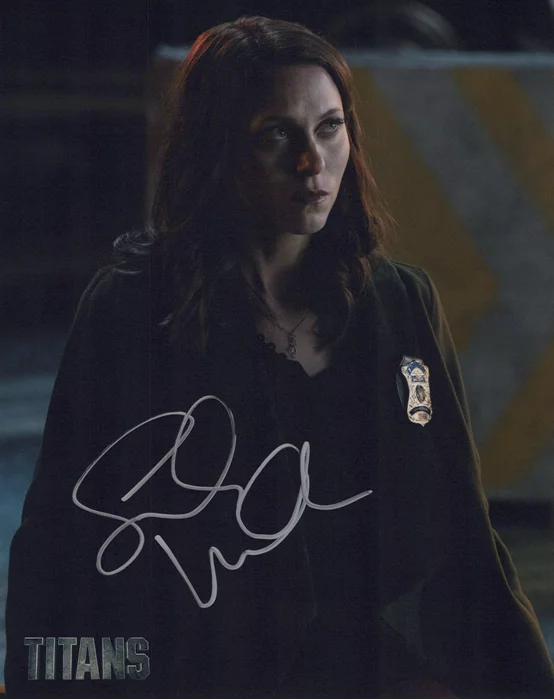 Savannah Welch autograph