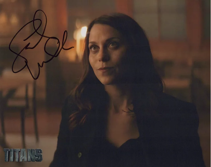 Savannah Welch autograph