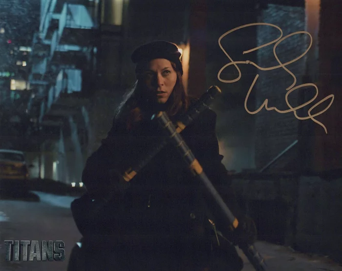 Savannah Welch autograph
