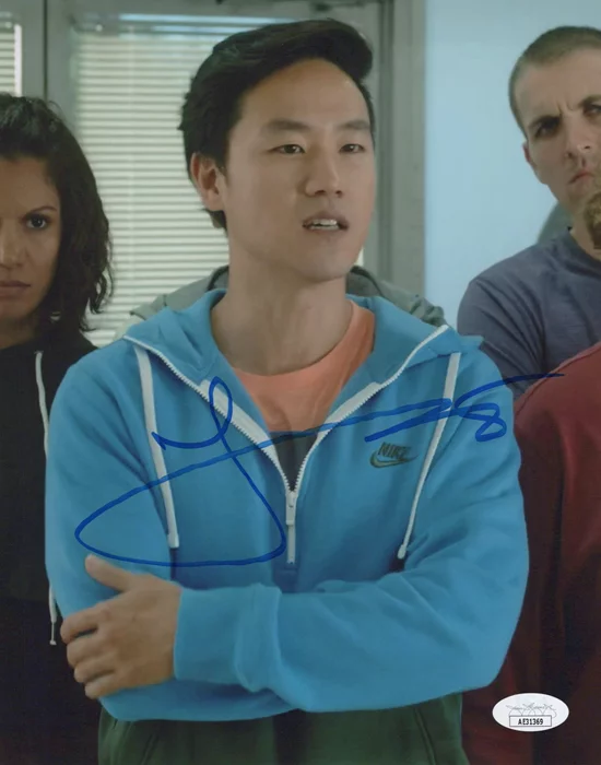 Joe Seo autograph