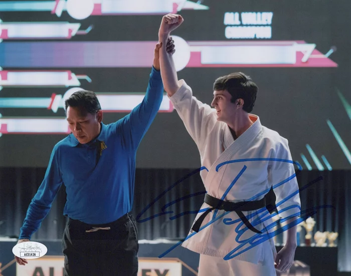 Gianni DeCenzo autograph