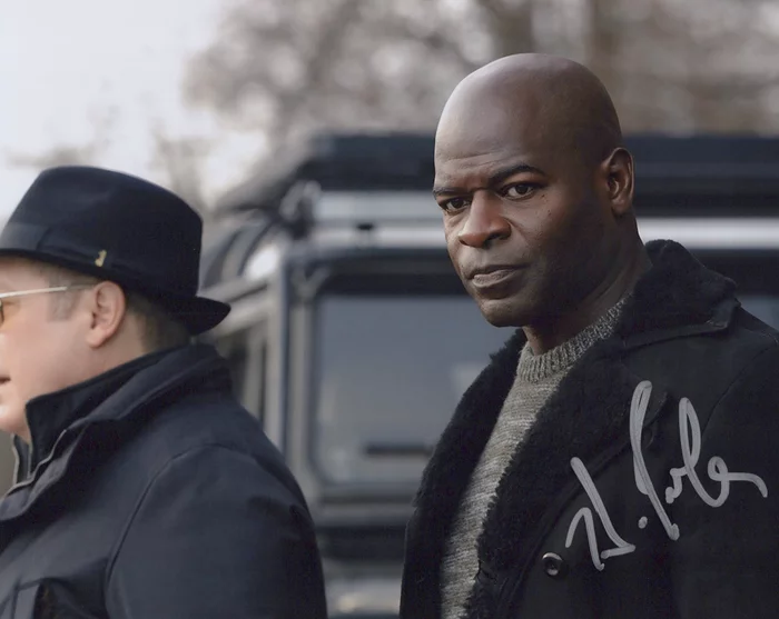 Hisham Tawfiq autograph