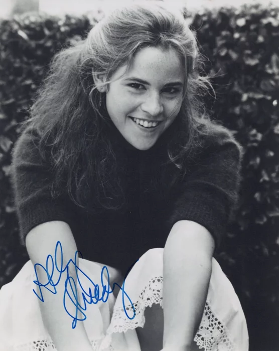 Ally Sheedy autograph