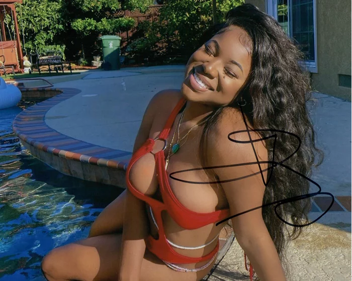 Jordyn Carter autograph