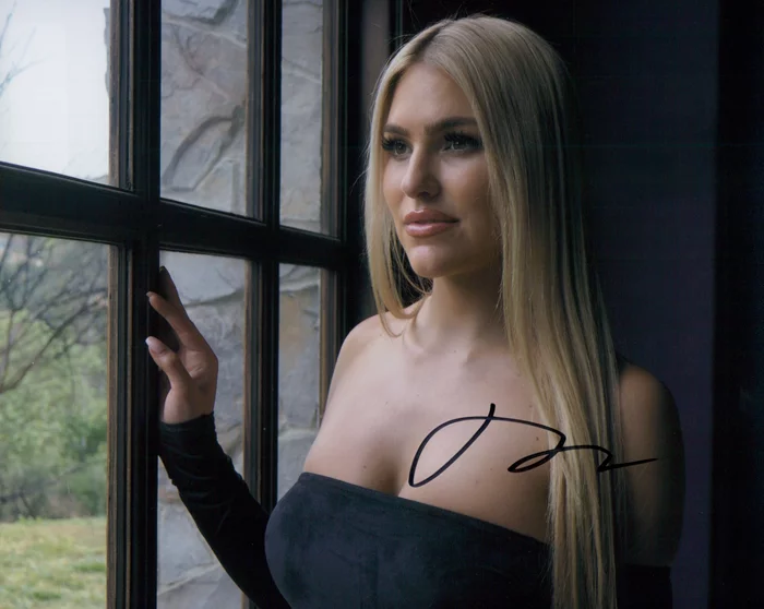 Toneata Morgan autograph