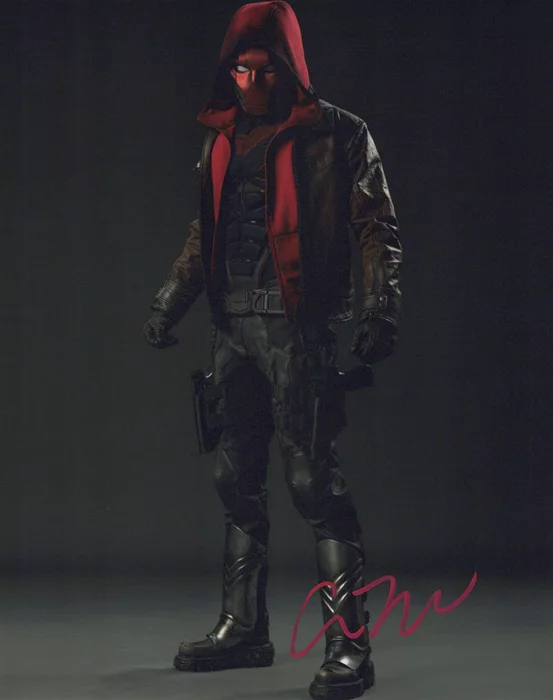 Curran Walters autograph