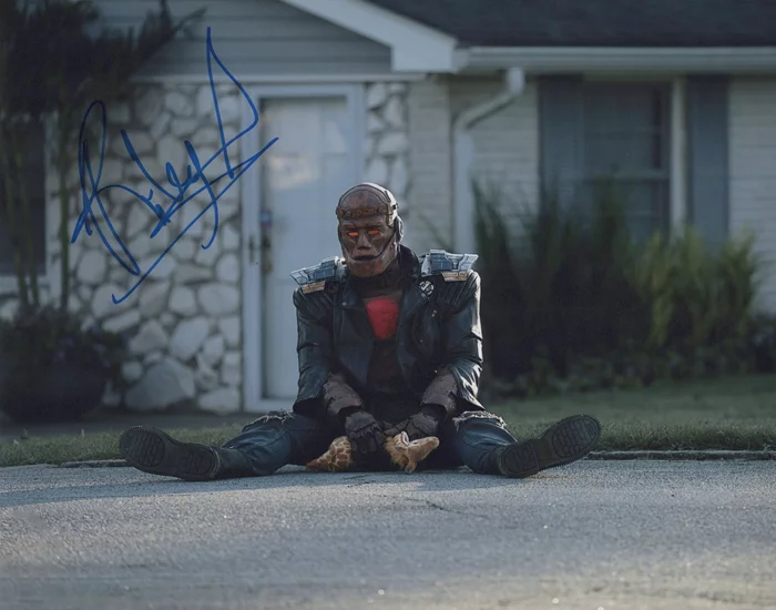 Riley Shanahan autograph