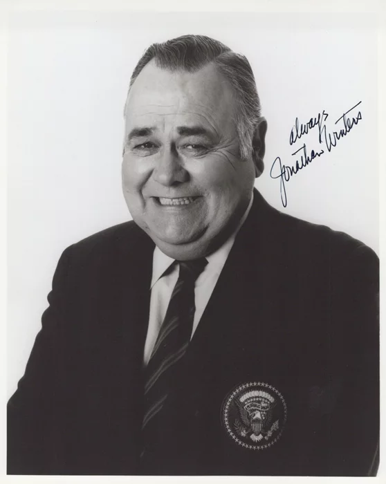 Jonathan Winters autograph