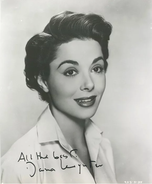 Dana Wynter autograph