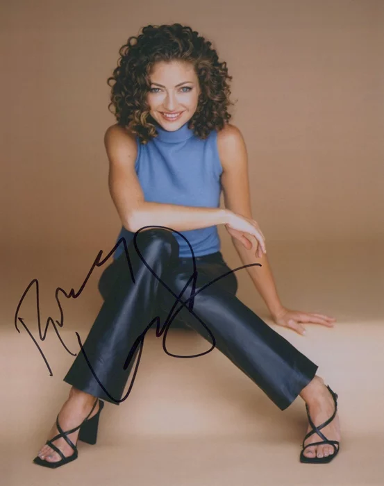 Rebecca Gayheart autograph