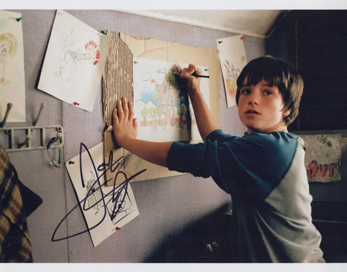 Josh Hutcherson autograph