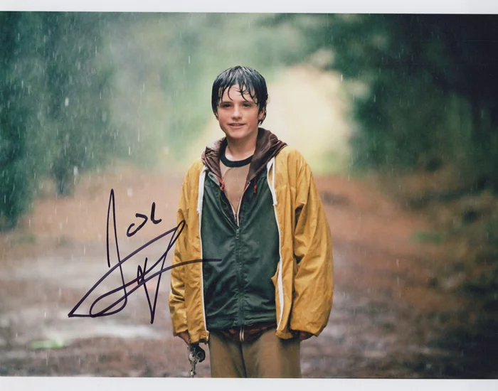 Josh Hutcherson autograph