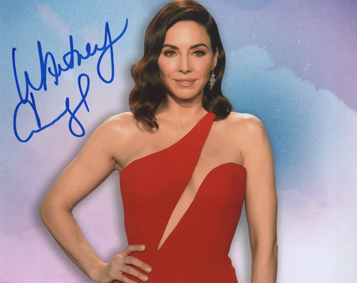 Whitney Cummings autograph